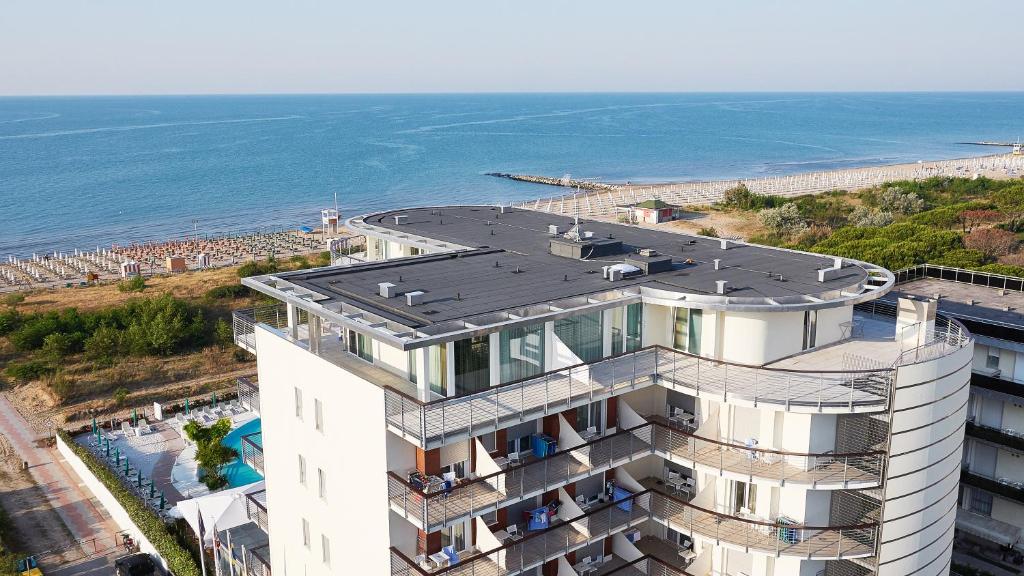 Nespecifikovaný výhled na moře nebo výhled na moře při pohledu z hotelu