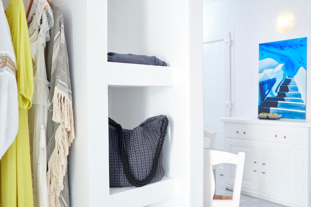 Mykonos Town Suites - 18