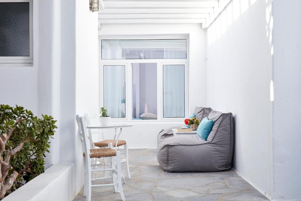 Mykonos Town Suites - 16