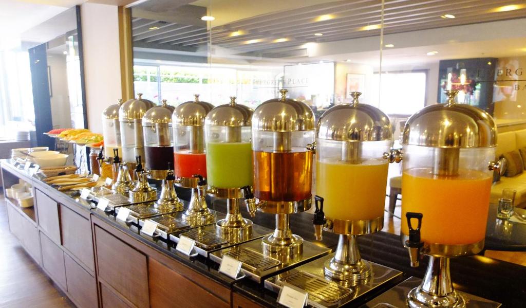 Evergreen Place Siam by UHG - Resim 16