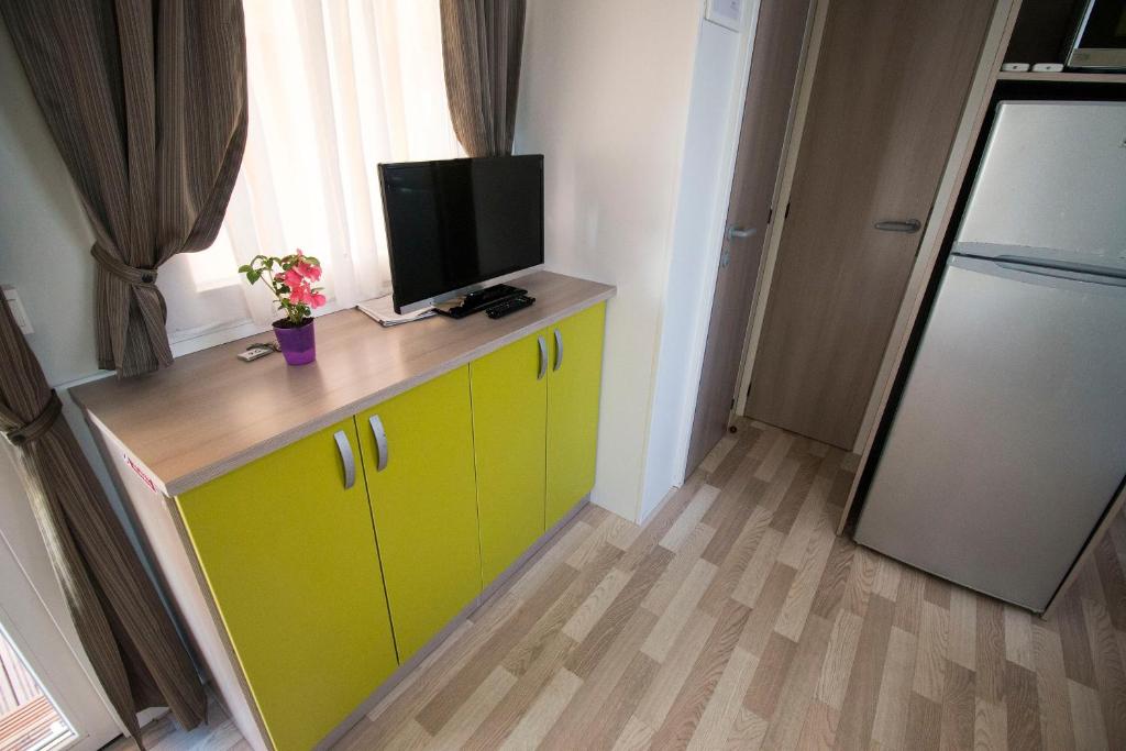 Kuchyňa alebo kuchynka v ubytovaní Mobile Home
