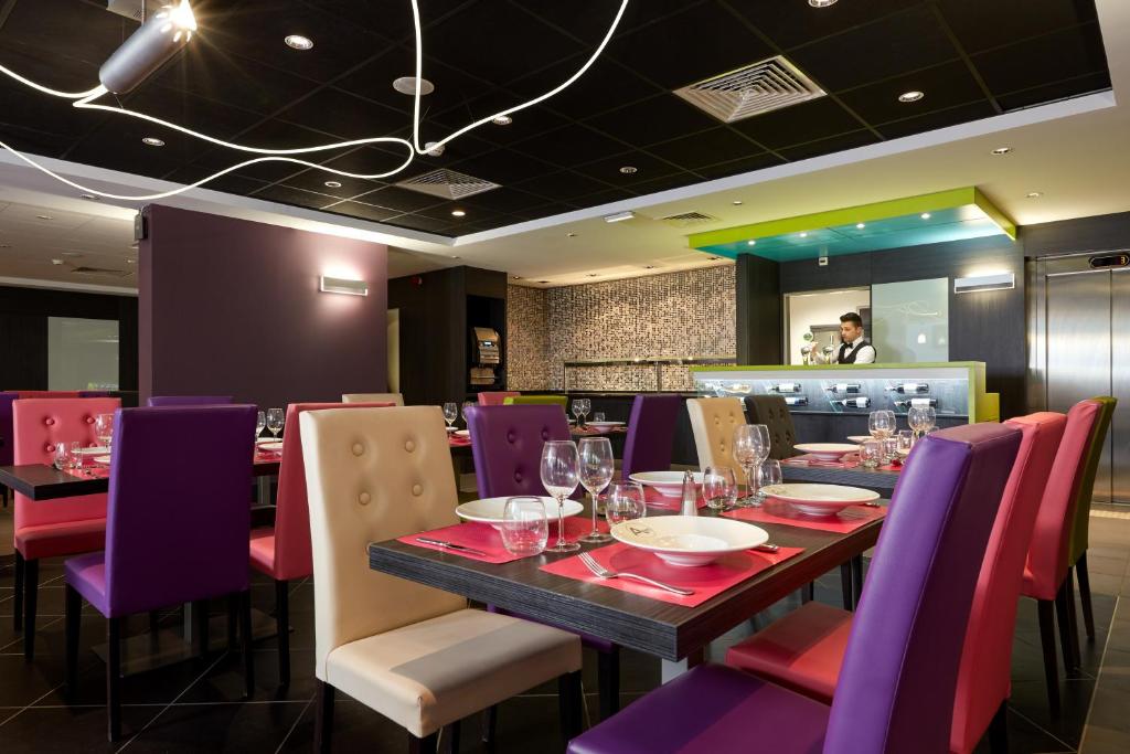 Restaurace v ubytování Hôtel Astrid