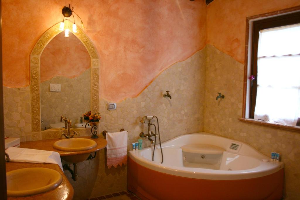 Koupelna v ubytování Casa Rolu