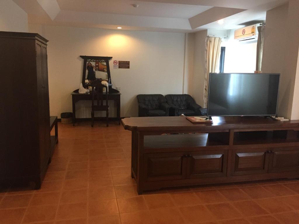 Wangburapa Grand Hotel - Resim 22