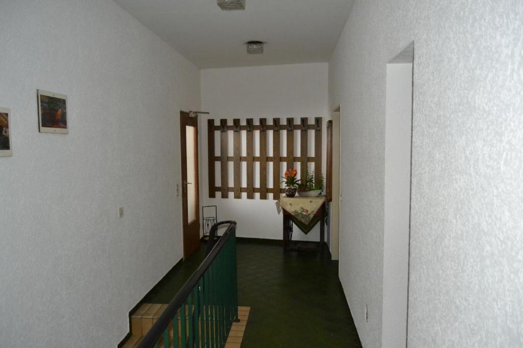 Postel nebo postele na pokoji v ubytování Eifelhof Weina