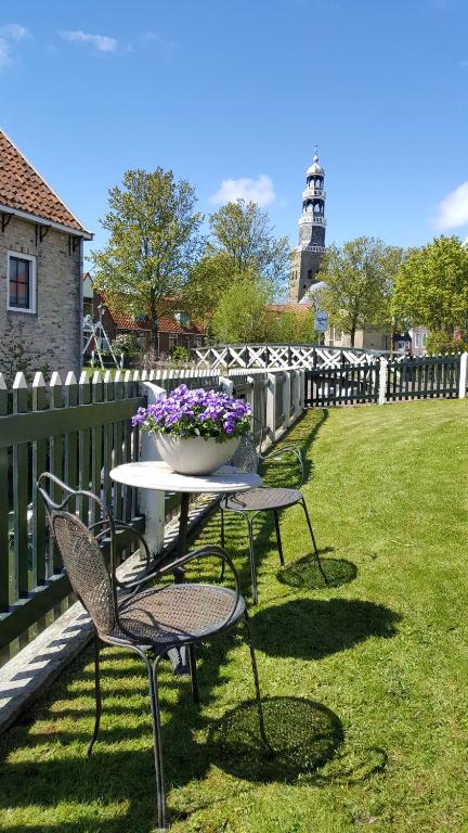Zahrada ubytování Vakantiehuis uus Klinte Hindeloopen
