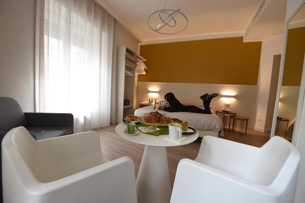 Nicola's Luxury Rooms - 2