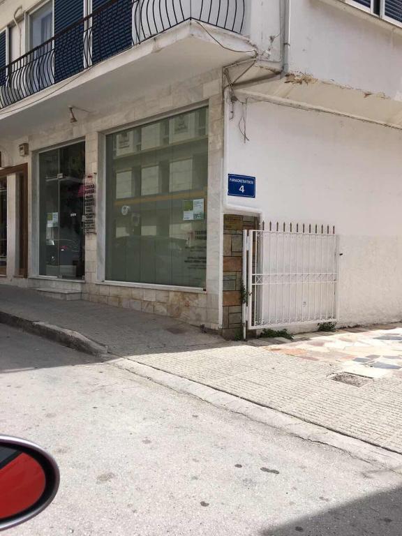 Gambar di galeri bagi Apartment in Markopoulo center di Markópoulon