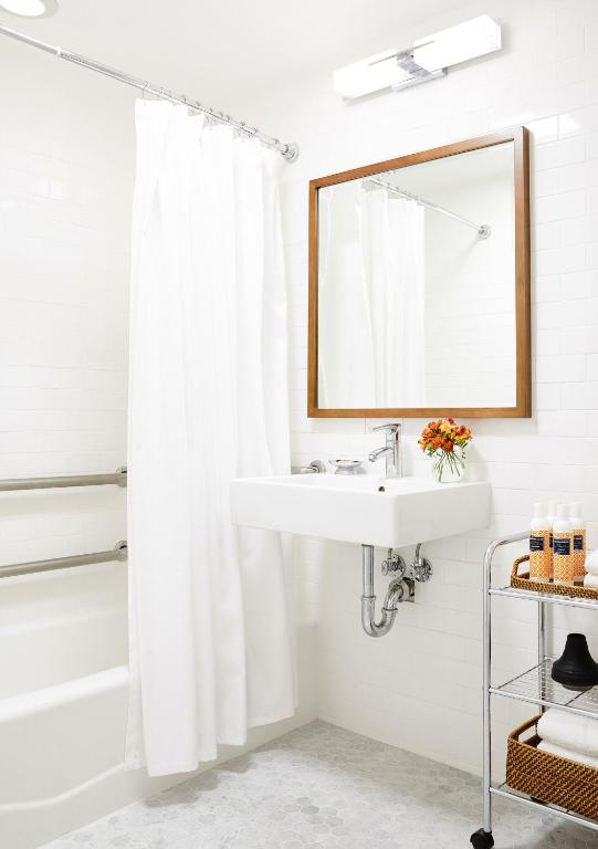The Laurel Inn, part of JdV by Hyatt - Double Room With Two Double Beds