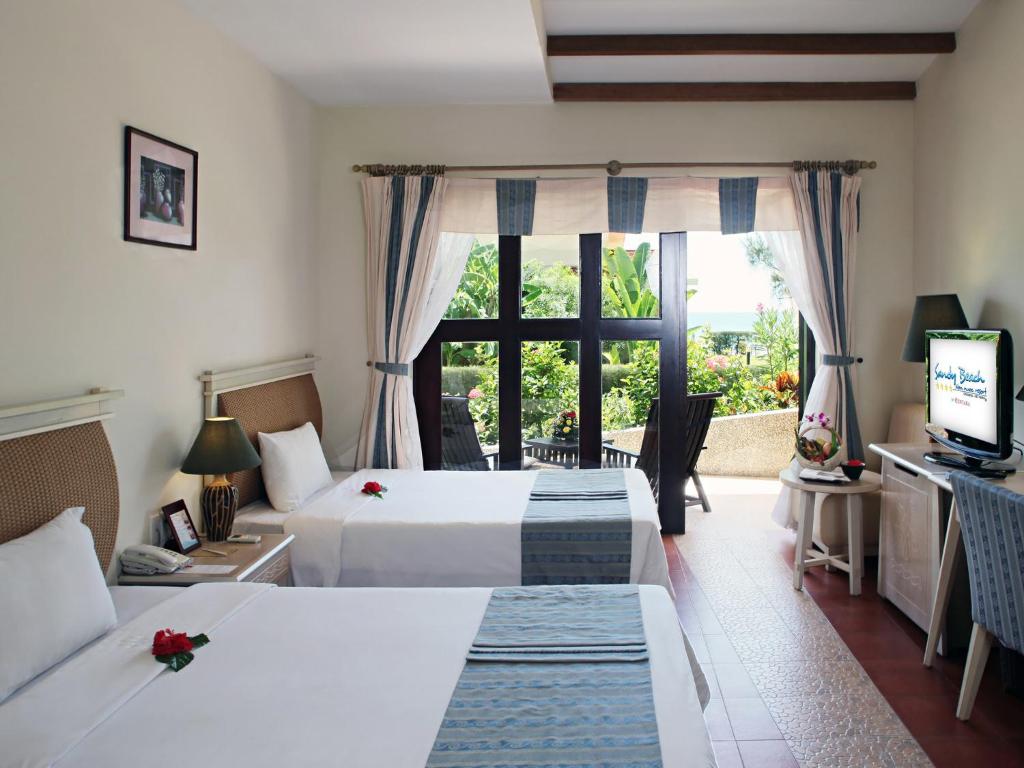 Garden Bungalow Twin Room with Terrace
