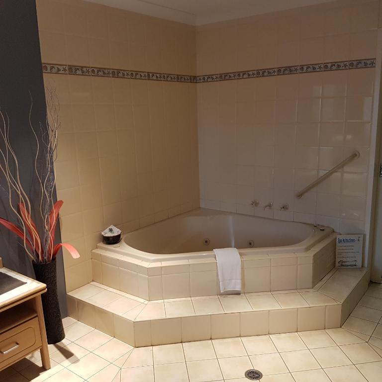Koupelna v ubytování Chelsea Motor Inn