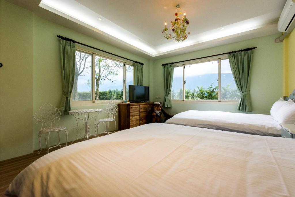 Elizabeth Bed and Breakfast - Sala Quadruplo Com Vista Para O Jardim
