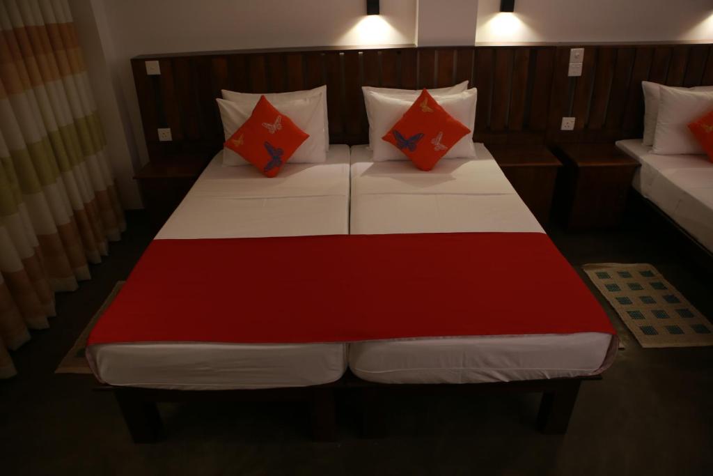 Cozy Sea view Inn - 17