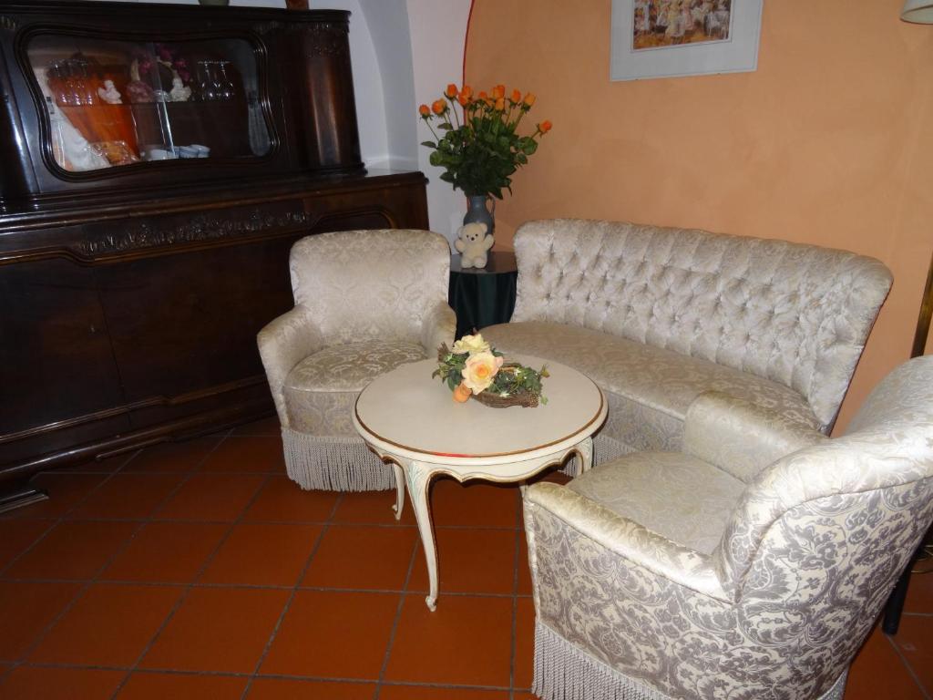 Posezení v ubytování Gutshof Großheringen - Doppelzimmer