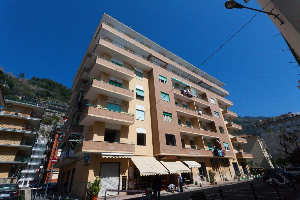 Budova, v ktorej sa apartmán nachádza