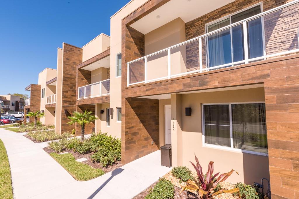 Magic Village Yards Trademark Collection by Wyndham - Four-Bedroom Villa Resort View, No BBQ (2 Floors)