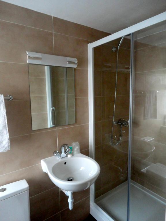 Warwick Lodge - Single Room