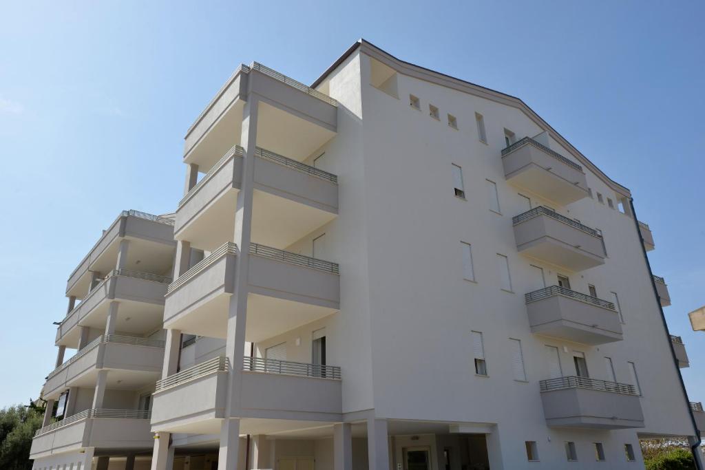 Budynek, w którym mieści się apartament