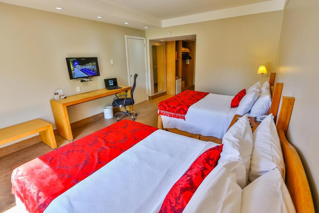  Quality Hotel & Convention Center Marília