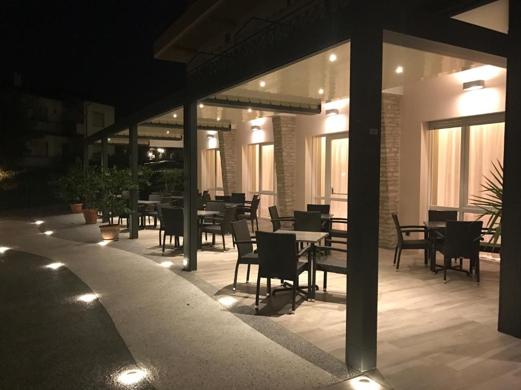 Restaurace v ubytování Hotel Pace