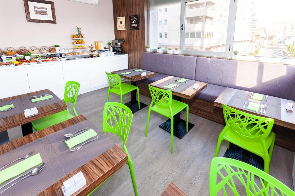 Istumisnurk majutusasutuses Adresa Suites