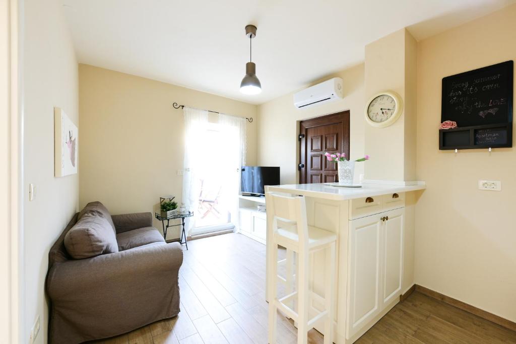 TV a/nebo společenská místnost v ubytování Apartments ZARA & TONI