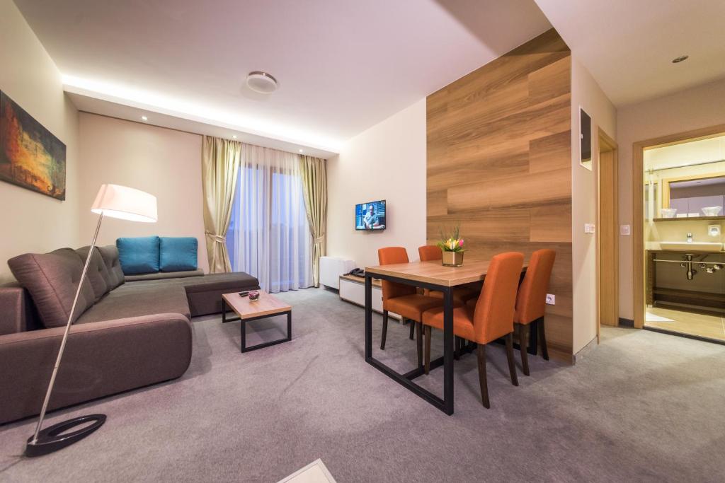 
One-Bedroom Apartment with Balcony
