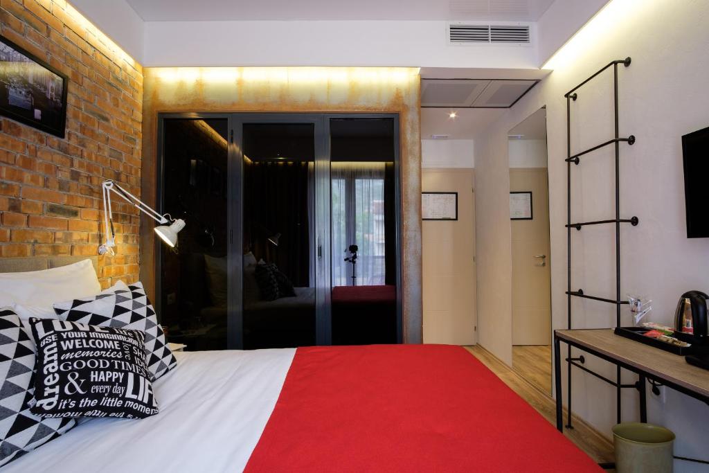 SL Industry Hotel - Double Room