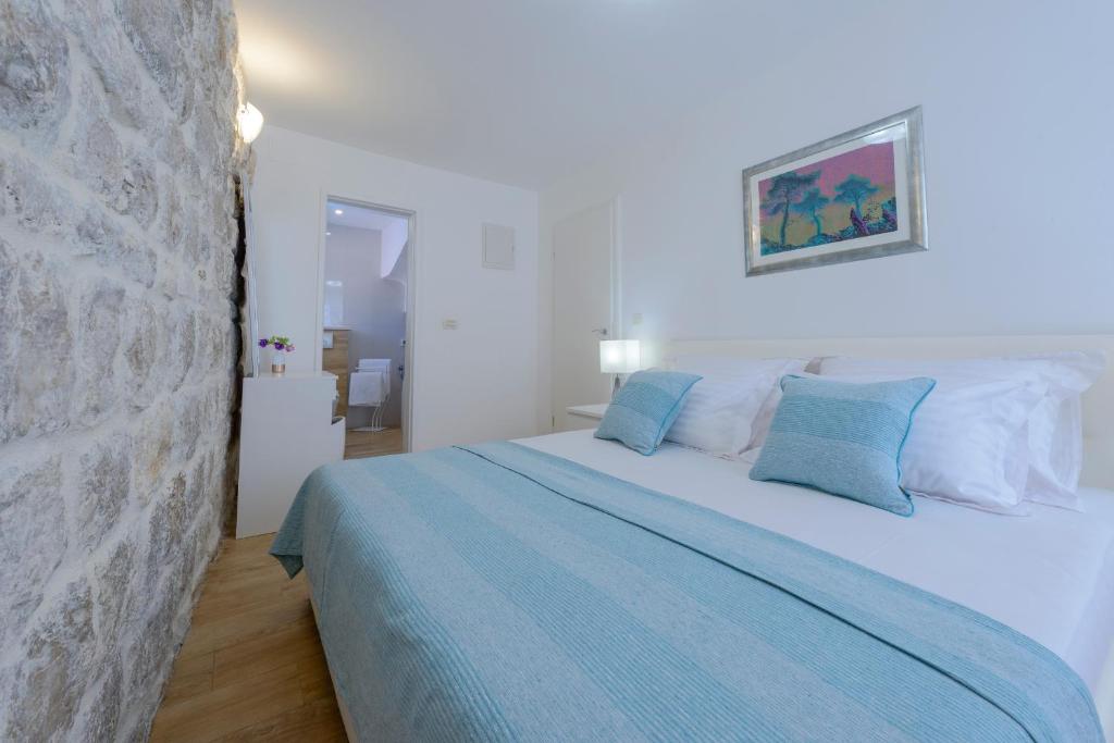 Postel nebo postele na pokoji v ubytování San Pietro apartment