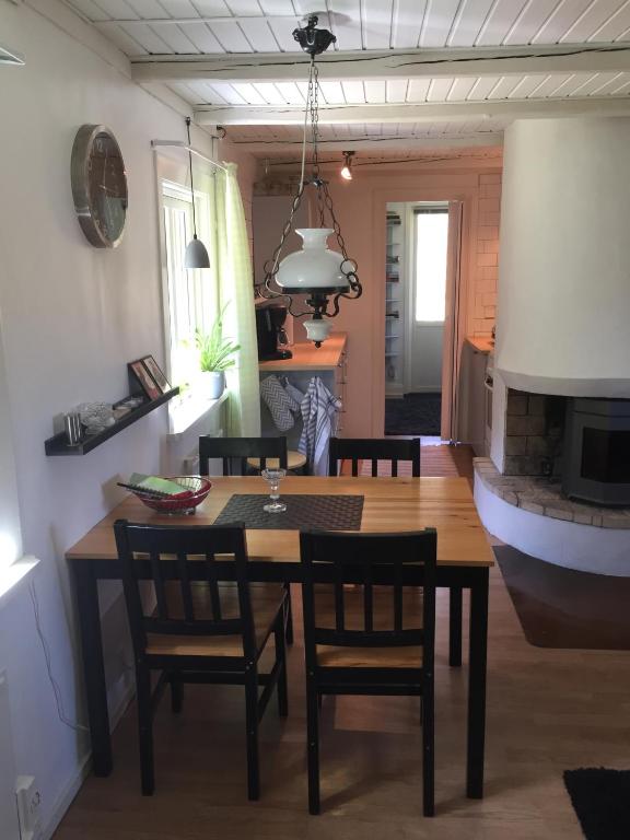 Kuchyň nebo kuchyňský kout v ubytování Stuga i Ullared