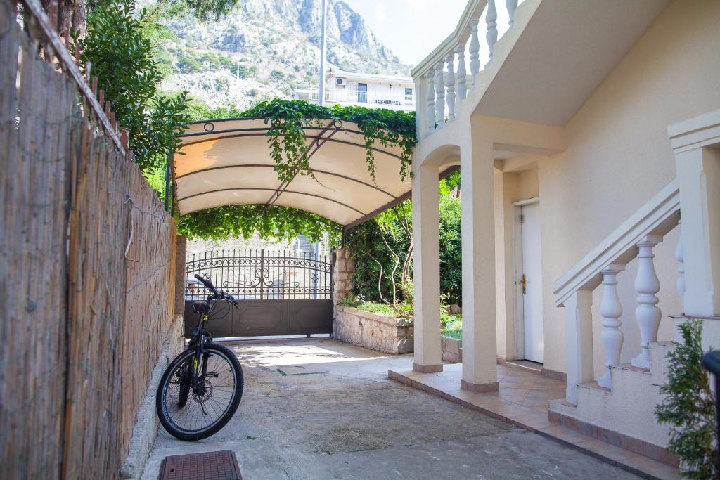 Apartments & Rooms Jelka - 13