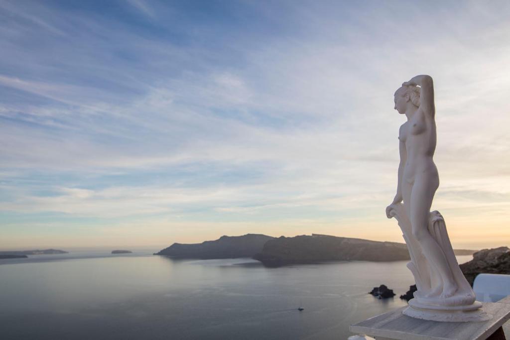 Maryloujohn Villas Oia Santorini photo 2