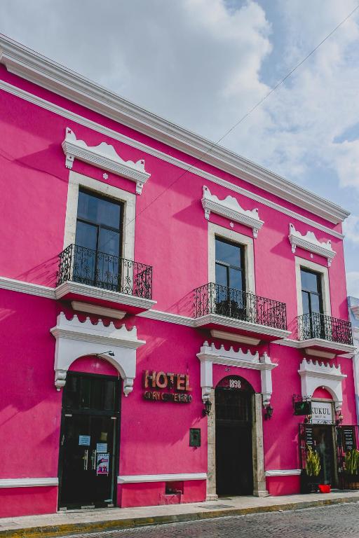Budova, kde se hotel nachází