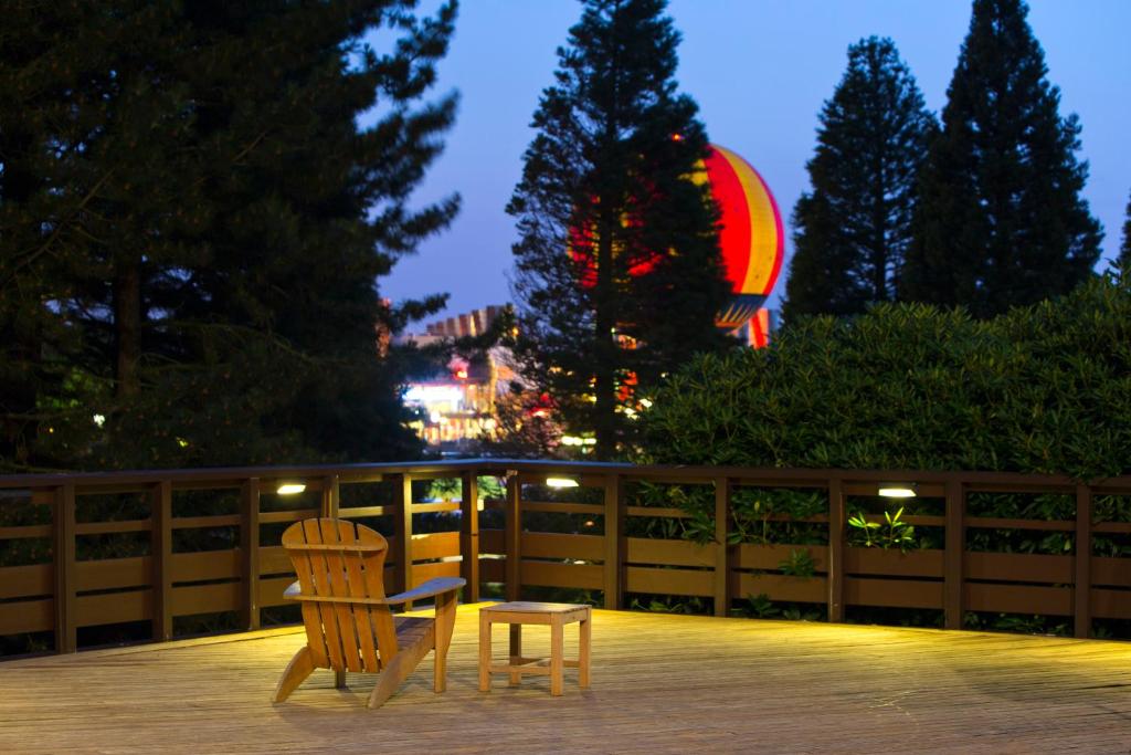 Imagen de la galería de Disney Sequoia Lodge, en Coupvray