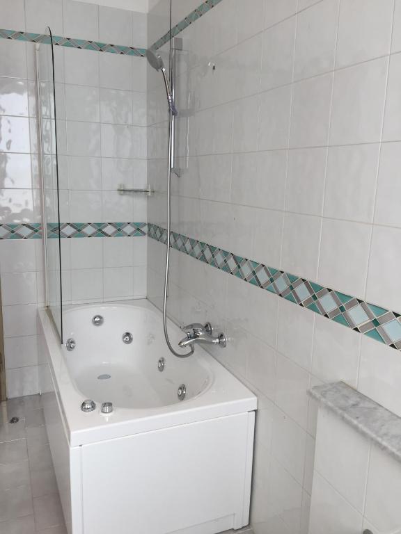 Koupelna v ubytování Hotel Bristol