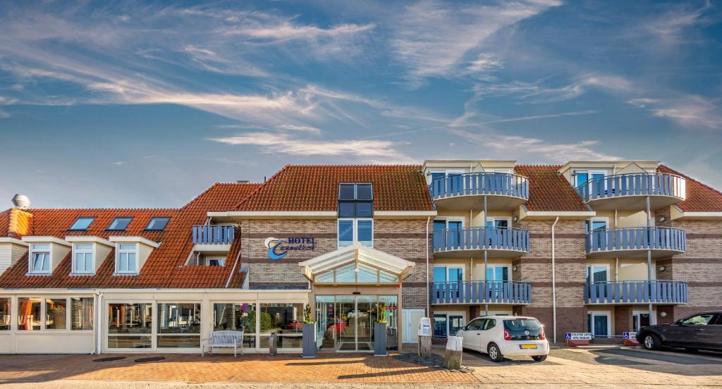 Het gebouw waarin het hotel zich bevindt