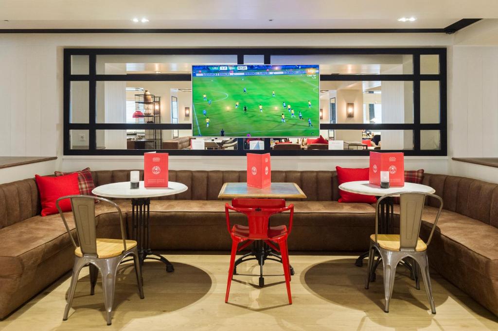 Hotel Barcelona Universal - Resim 12