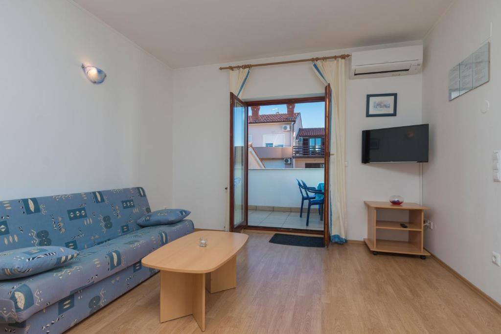 Milos Apartment - 12