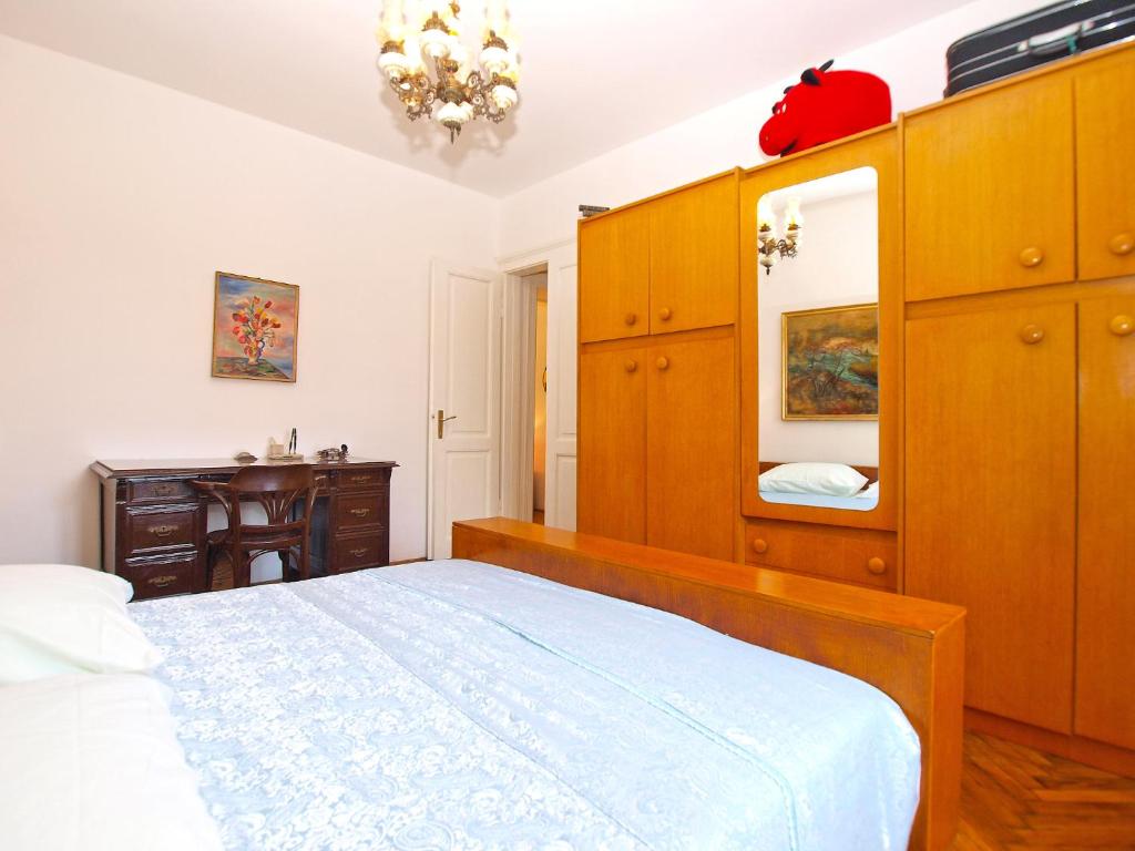 Łóżko lub łóżka w pokoju w obiekcie Apartments Paulina 1347