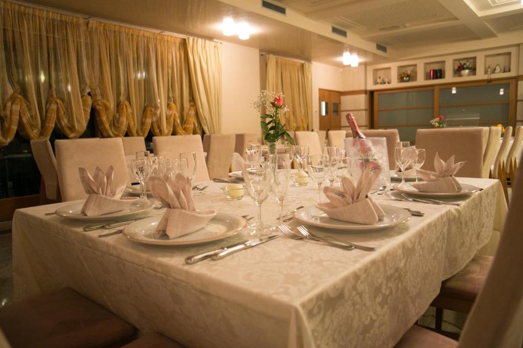 Nápoje v ubytování Hotel Calinferno