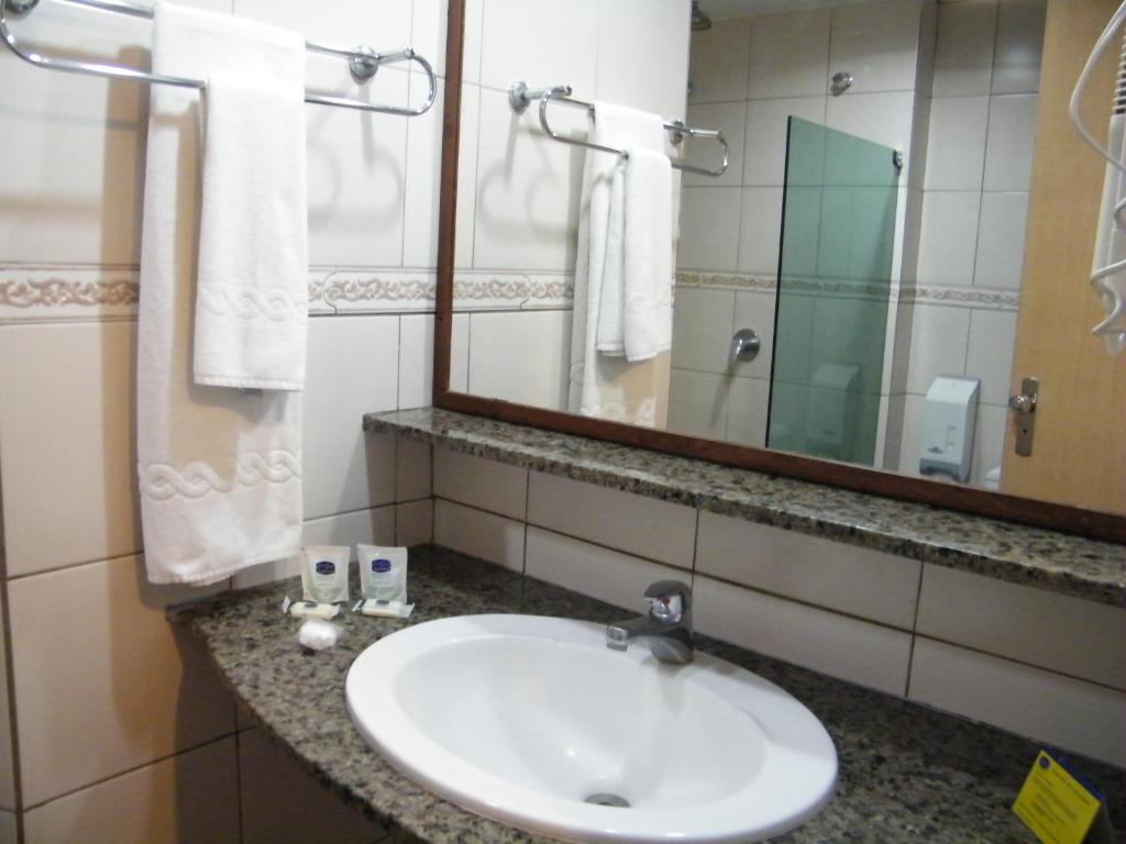  Littoral Hotel