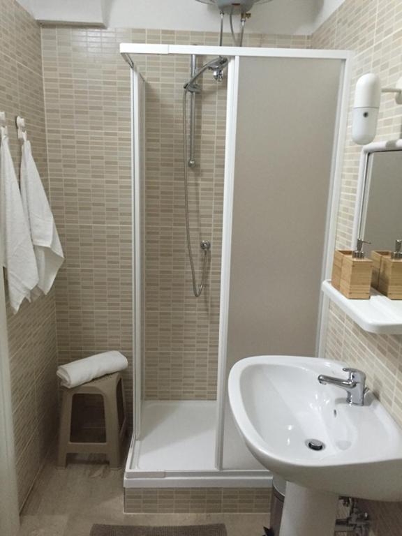 Łazienka w obiekcie B&B Scilla Mare