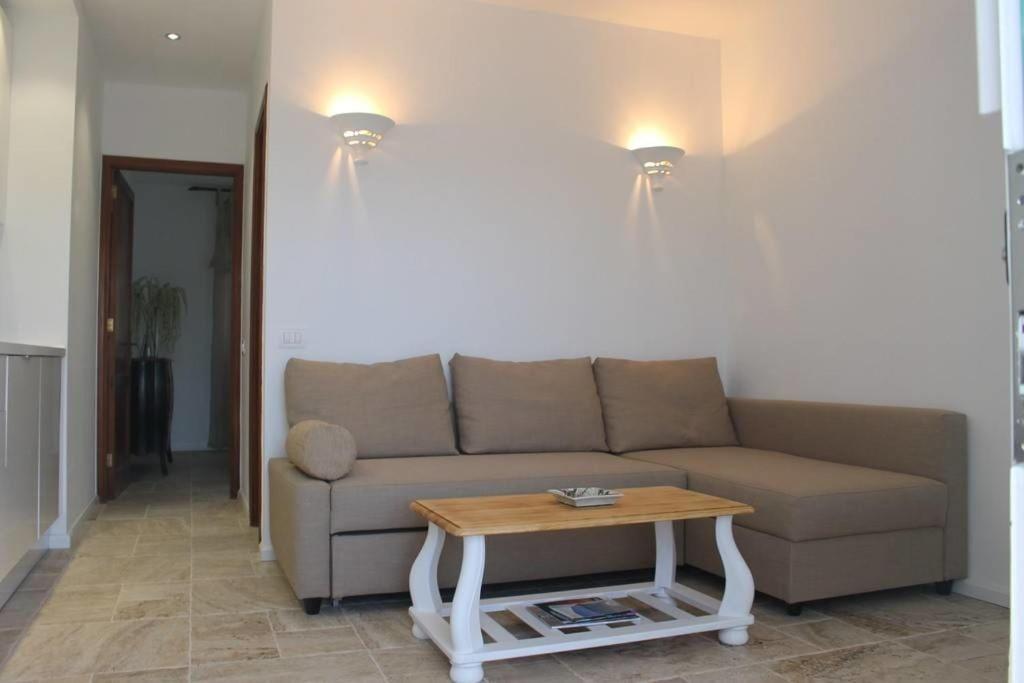 A seating area at Magnifico apartamento en las dunas de corralejo