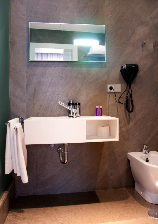 Khu Hotel - Resim 18