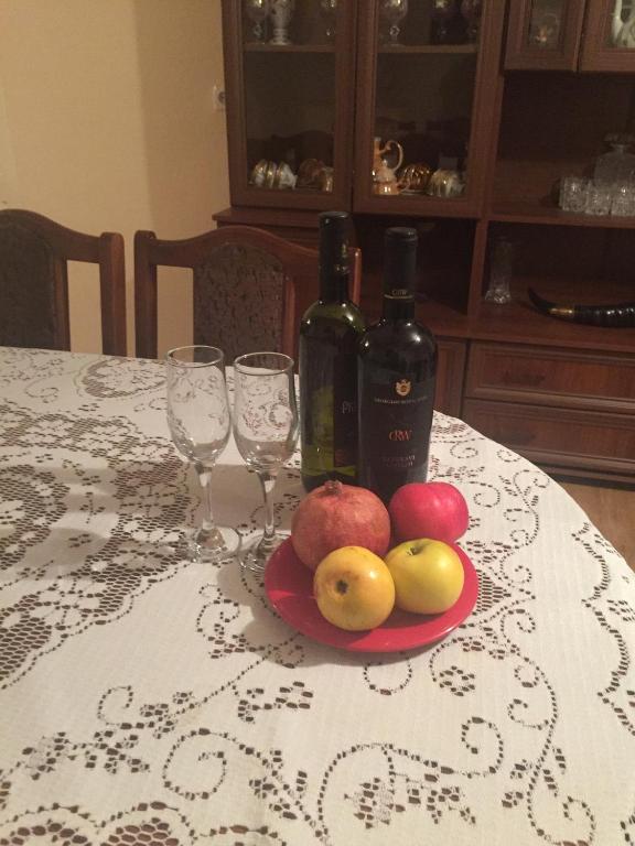 Nápoje v ubytování Guest House Gzirishvili