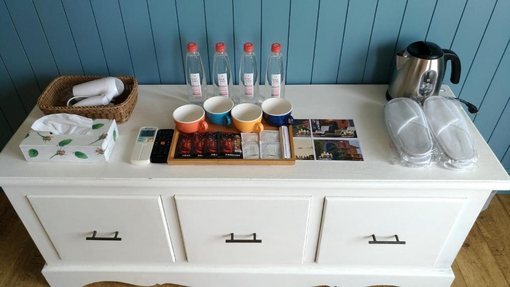Set per la preparazione di tè e caffè presso Charmole