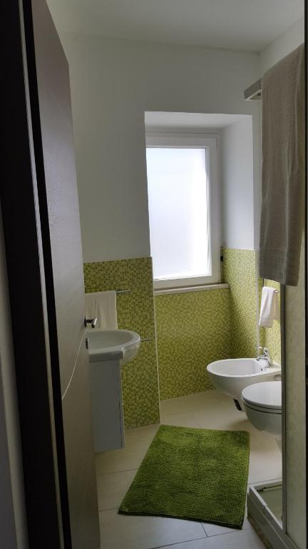 Bagno di Mare E Monti Di Simonetta