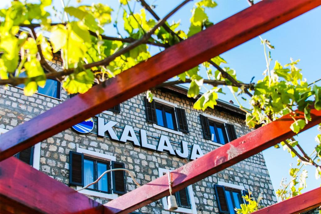 Budova, kde se bed and breakfast nachází