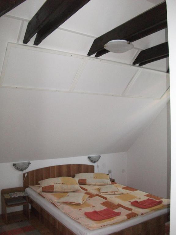 Sziklakert Panzió