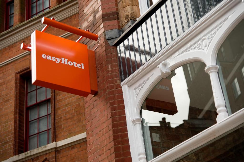 easyHotel Birmingham - Resim 3